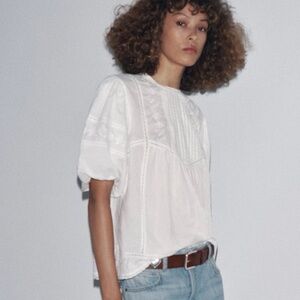 NWT Zara White Puff Sleeve Blouse
